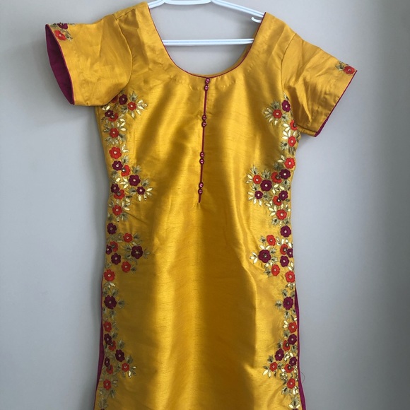 Dresses & Skirts - Indian &paksatani style pant suit